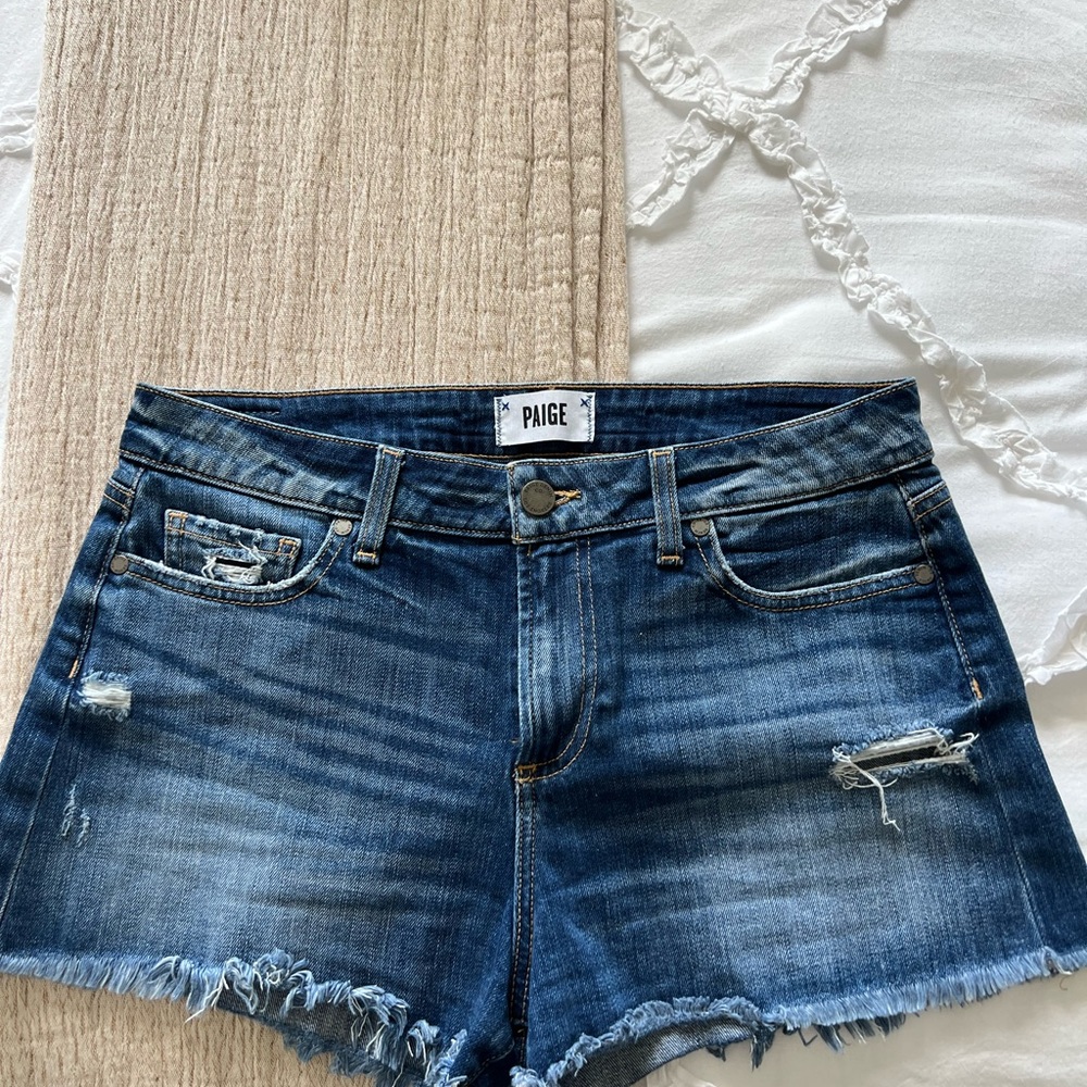 Paige mid rise denim shorts, worn once